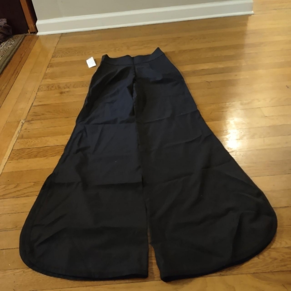 Artelier Nicole Miller new with tags black wool blend flare pants fits like XS